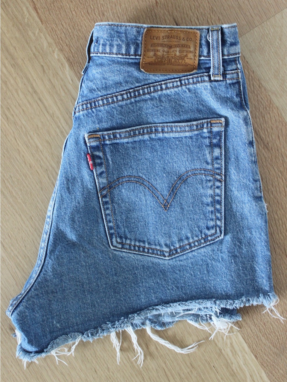Levi's Women's ribcage denim shorts